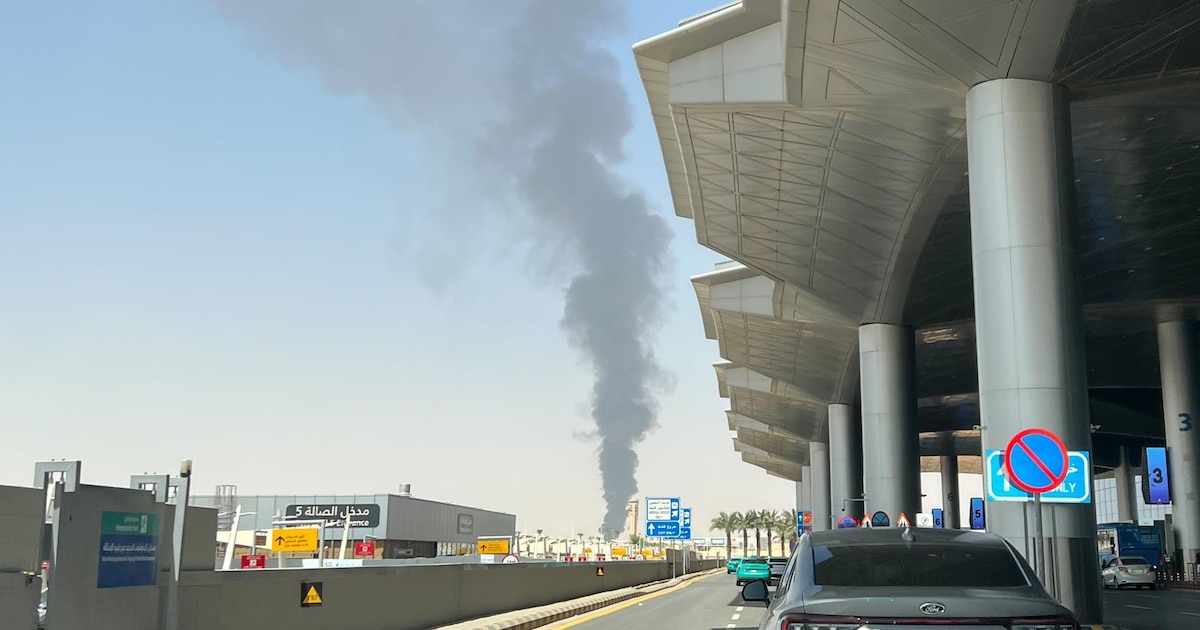 Los hutíes atacaron dos aeropuertos de Arabia Saudita en un solo día: al menos 12 muertos y más de 300 heridos