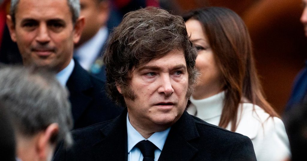 Javier Milei le deseó una pronta recuperación al Papa: “Toda la Argentina acompaña con afecto”
