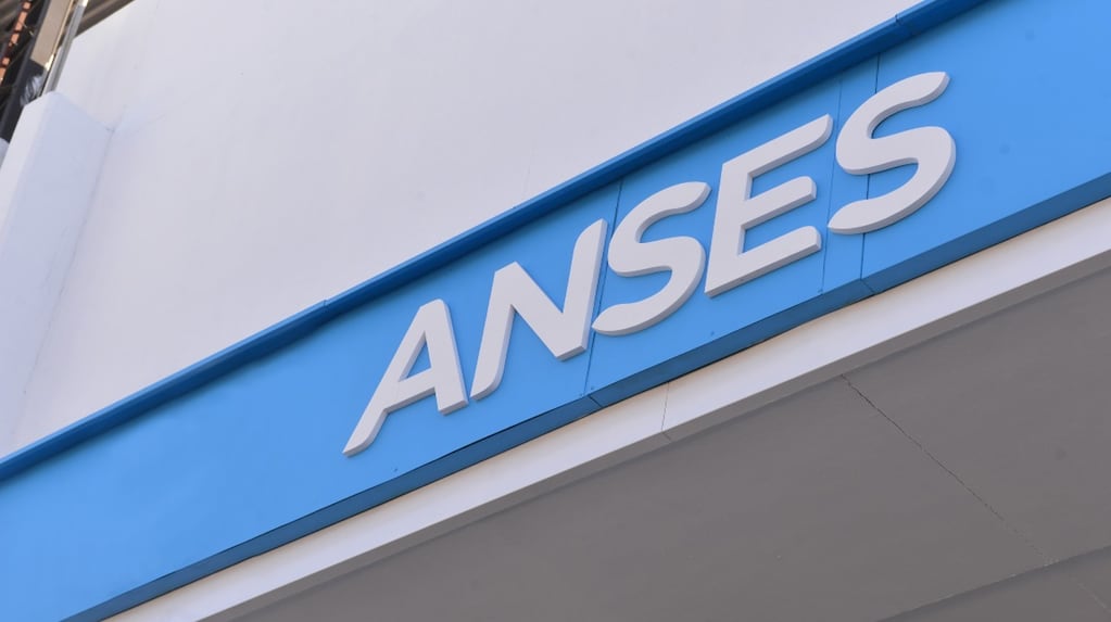 ANSES: quiénes cobran jubilaciones, AUH y asignaciones este martes 27 de octubre