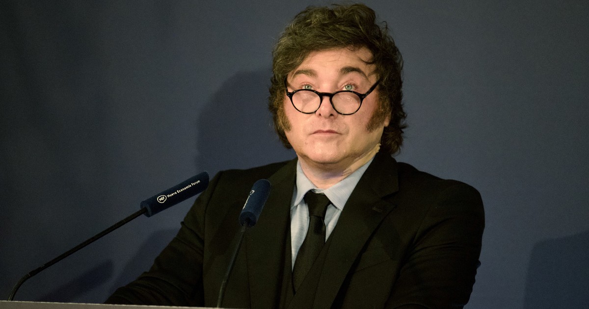 Javier Milei atacó a Clarín y se peleó con periodistas en España