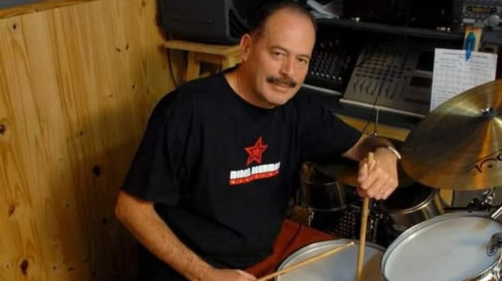 Murió Carlos Riganti, el histórico baterista de Alas