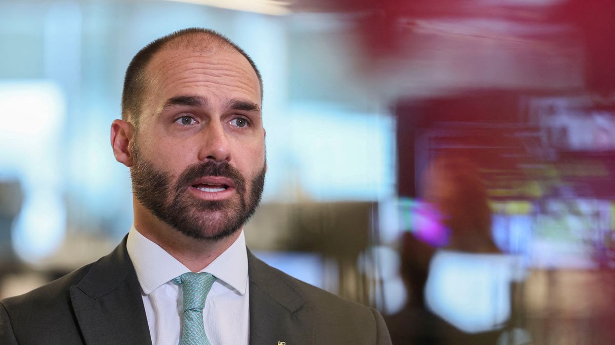 La Justicia brasileña ordenó la detención de Eduardo Bolsonaro tras quedar firme su condena a más de cuatro años de prisión