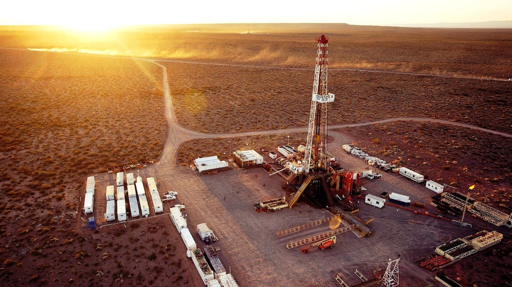 El petróleo se consolida como el principal producto de exportación de la Argentina: los planes para escalar en el ranking mundial