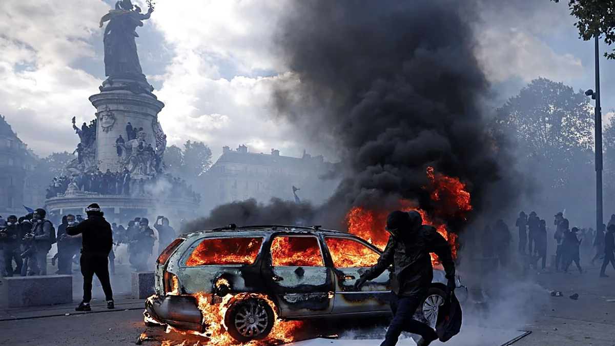 Los disturbios profundizan la polarización política en Francia rumbo a las elecciones de 2027