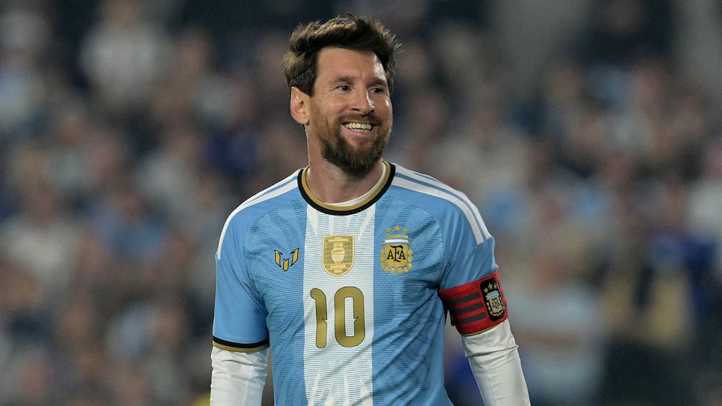 “Gracias eternas, capitán”: los mensajes de los políticos para Messi en su despedida de la Selección