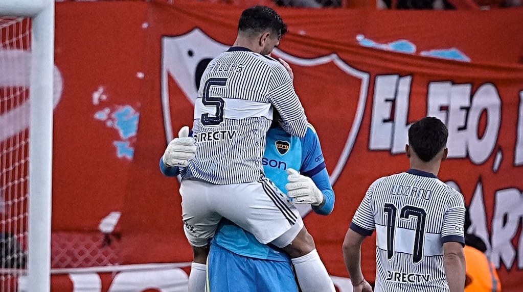 El impresionante elogio de Paredes a Álvaro Montero tras su atajada en el clásico que Boca le ganó a Independiente