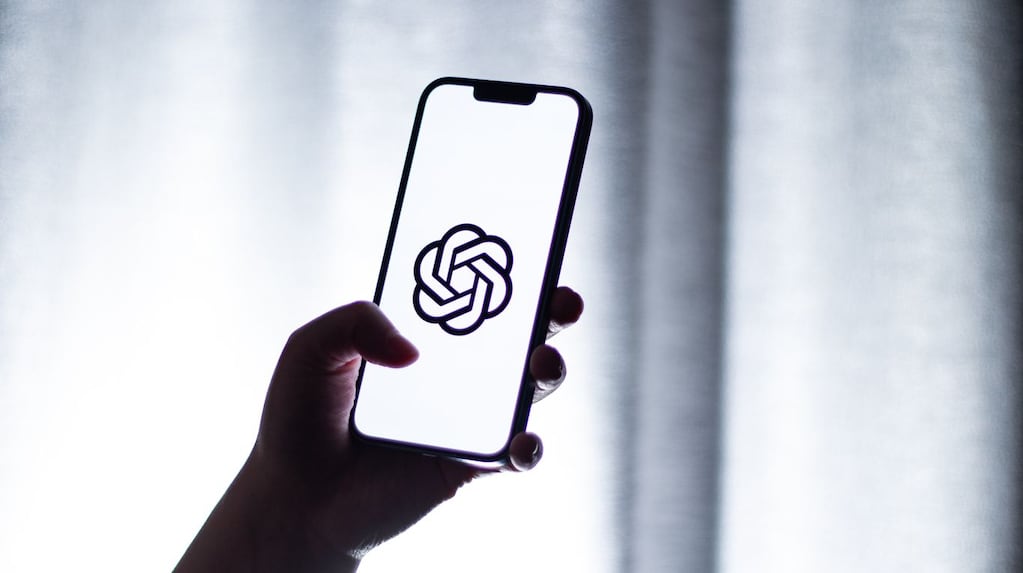 Padres demandaron a OpenAI porque ChatGPT habría inducido a su hija con epilepsia a dejar la medicación