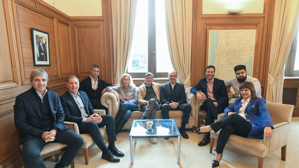 El Gobierno reunió a su mesa política y definió los próximos pasos en el Congreso