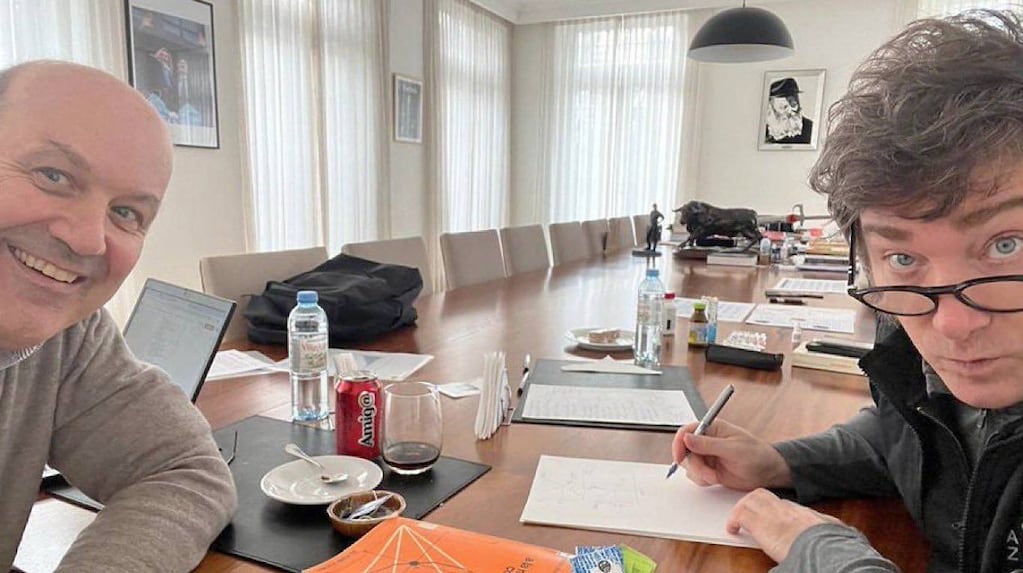 El Gobierno busca profundizar el recorte de empleo estatal con un nuevo plan de retiros voluntarios