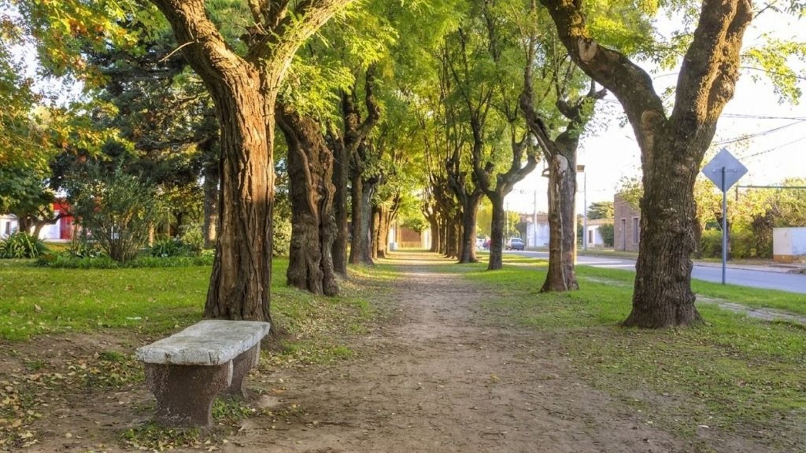 Vacaciones baratas por un día en Buenos Aires: la escapada a un pueblo que parece sacado de un cuento y te deja escapar de la Ciudad sin gastar de más